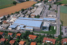 фабрика LOVATO Electric в Бергамо, Италия